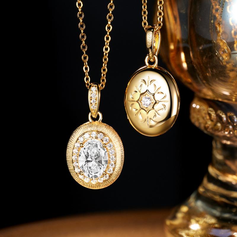 S925 sterling silver inlaid zircon Italian medieval style handmade brushed pendant women s sweater chain light luxury high-end necklace 925 silver золотой