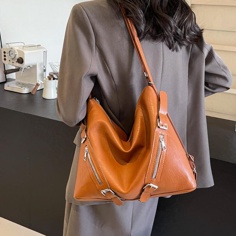 Fashionable Minimalist Crossbody Bag 2024 Trendy Large Capacity Women Tote Bag