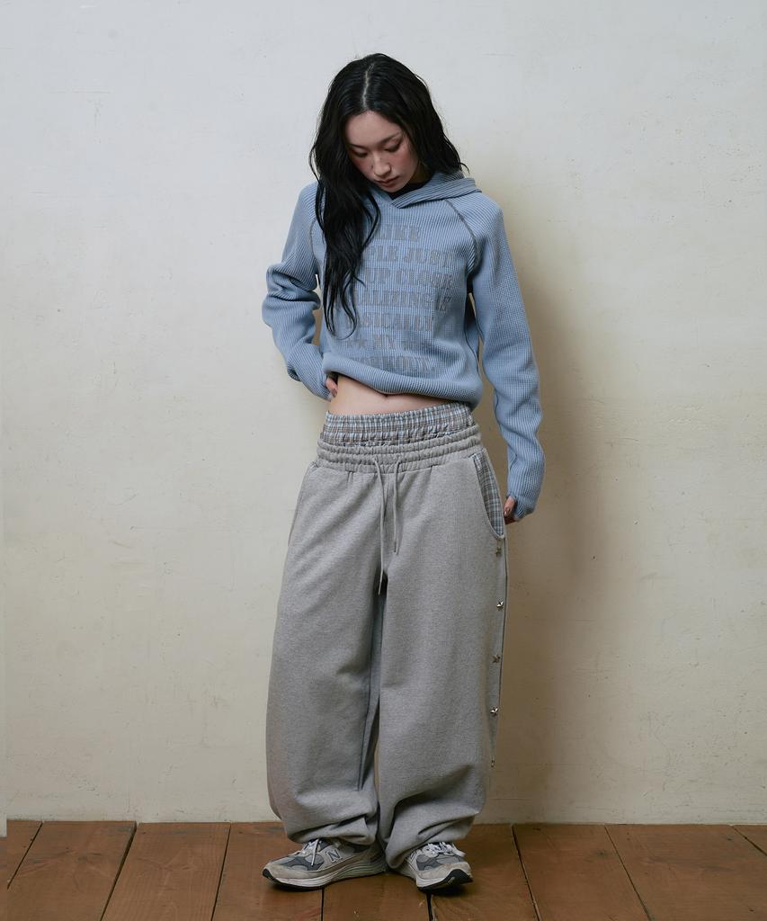 Lujeoseukeulleob Layered Star Studded Wide Sweatpants Gray