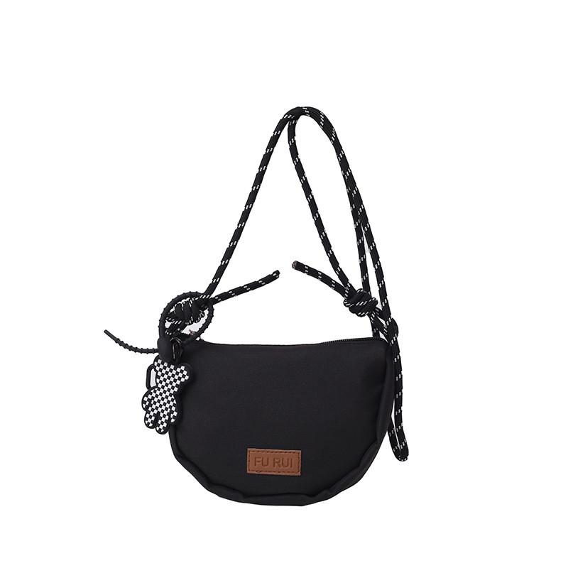Stylish Large Capacity Nylon Shoulder Bag In Trendy Solid Colors For Casual Commuting