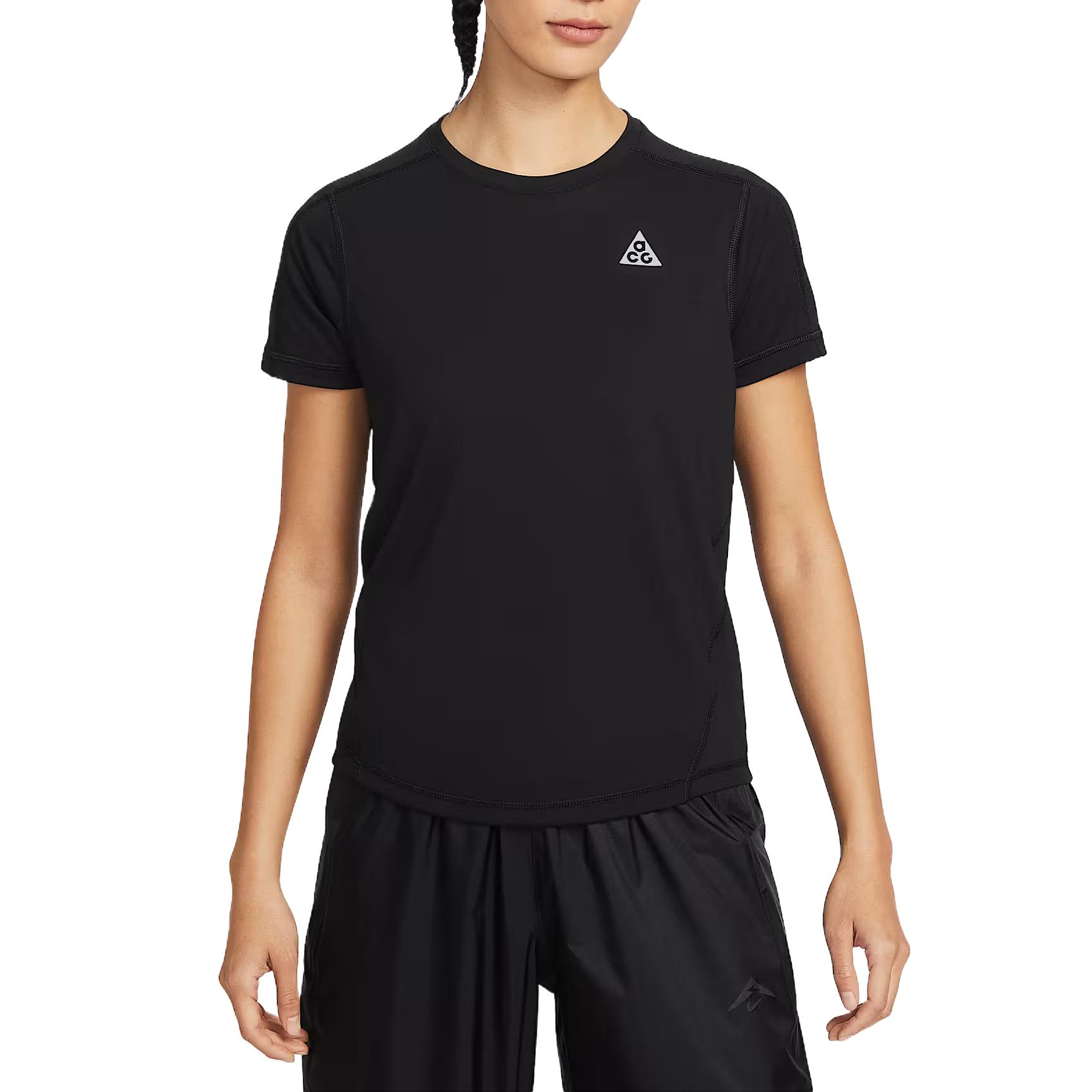 Nike ACG Running T Shirt Women s IO9651-010 XS