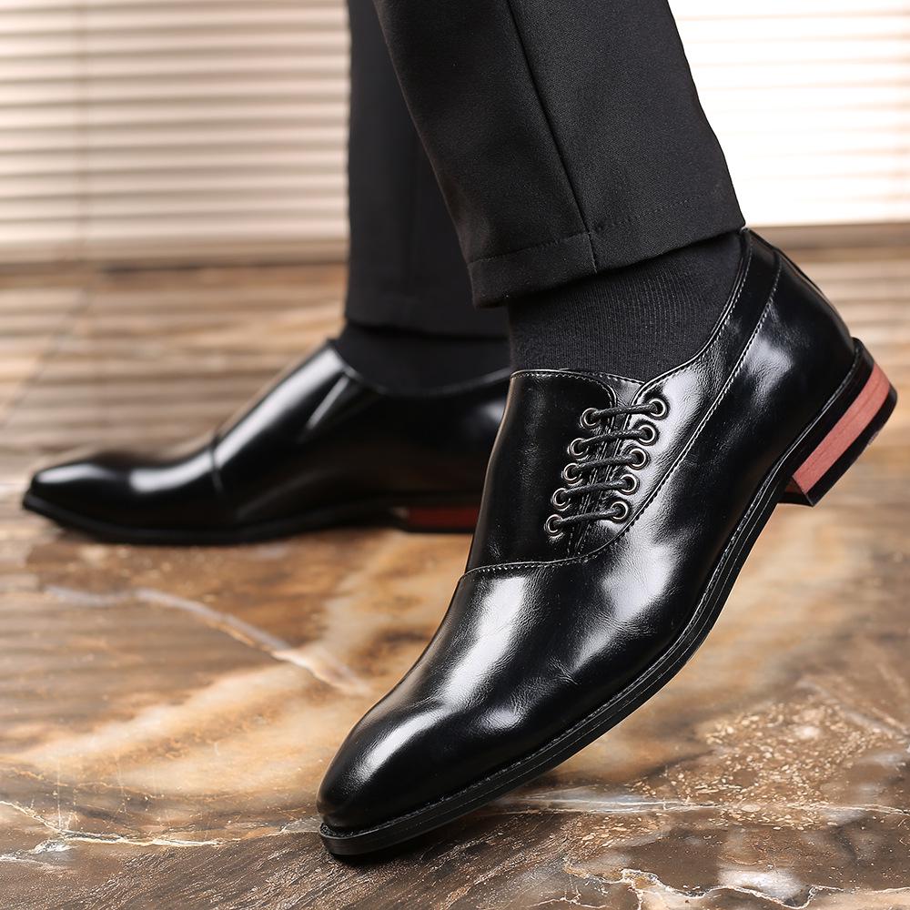 Vintage Fashion Outdoor Men's Oversized Business Formal Leather Shoes Gentleman's Fashionable Casual Side-Lace Shoes Comfortable Shoes