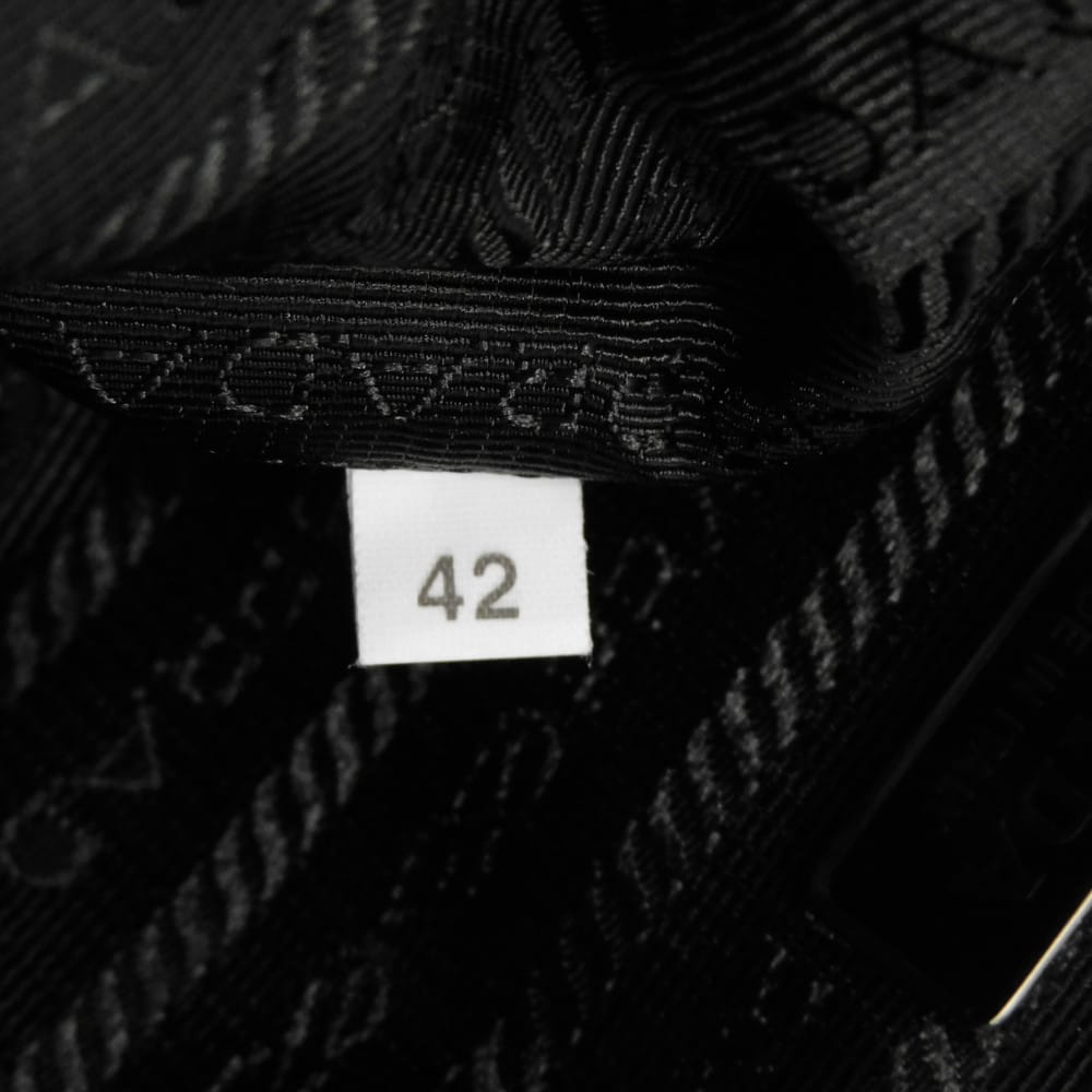 Used 11569 Triangle Mini Bag 1BC543 2BYA F0009 7921 Calfskin Chain Bag 2WAY RFID IC Logo Embossed Bianco Women's from