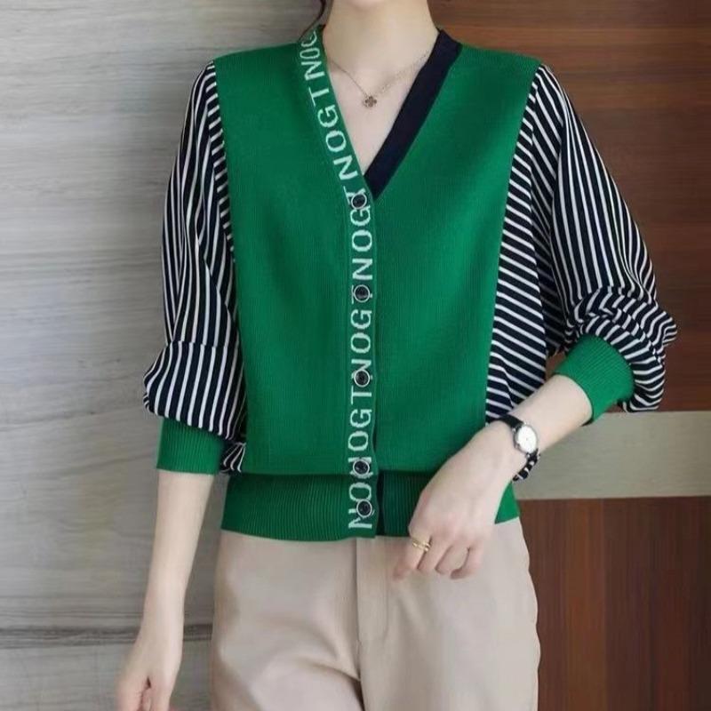 

New loose fashion trend collar striped age-reducing and thin knitted cardigan top spring and autumn long-sleeved women One Size зелёный