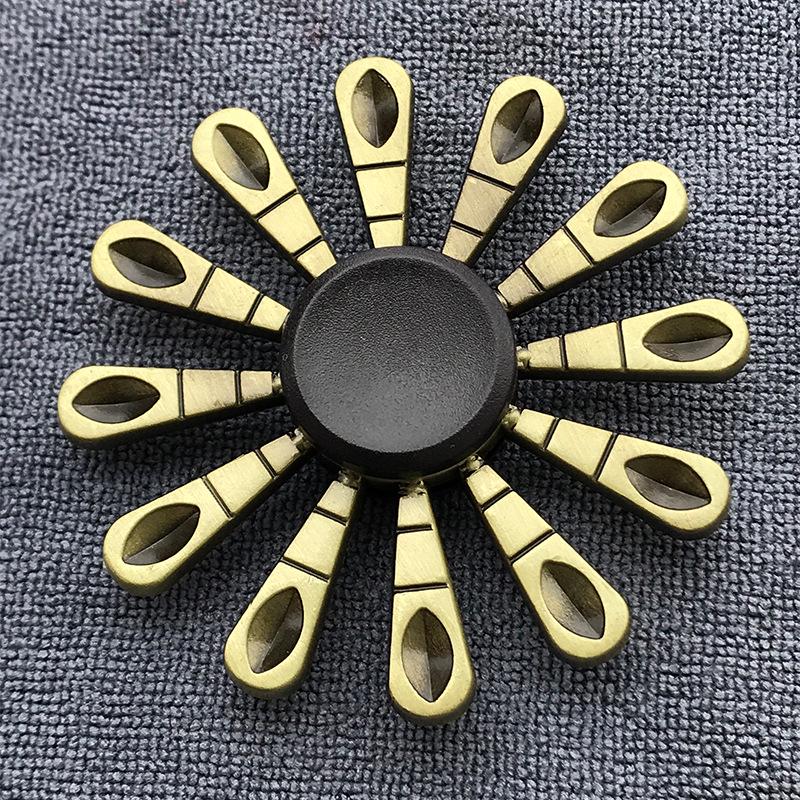 Fidget Finger Spinner Antike Messingfarbe Legierung Metall Handspinner Stressabbau Dekompressionsspielzeug für Kinder Erwachsene Lustige Geschenke