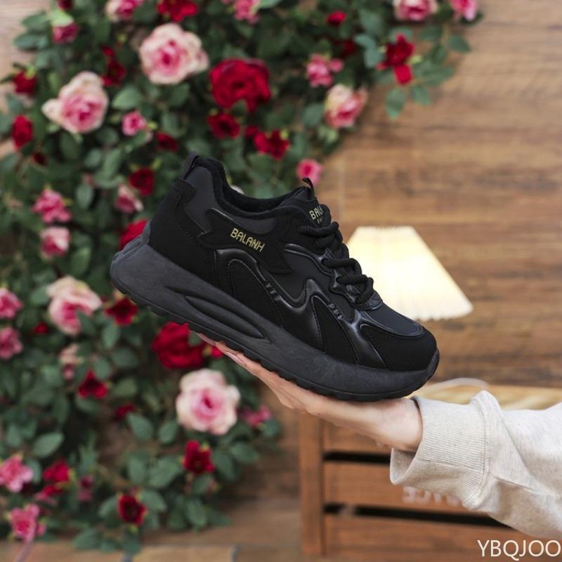 

Хит продаж Вулканизированная пружинная повседневная спортивная женская обувь для фитнеса Амортизирующая для бега Легкая Дышащая Папины кроссовки 40 чёрный