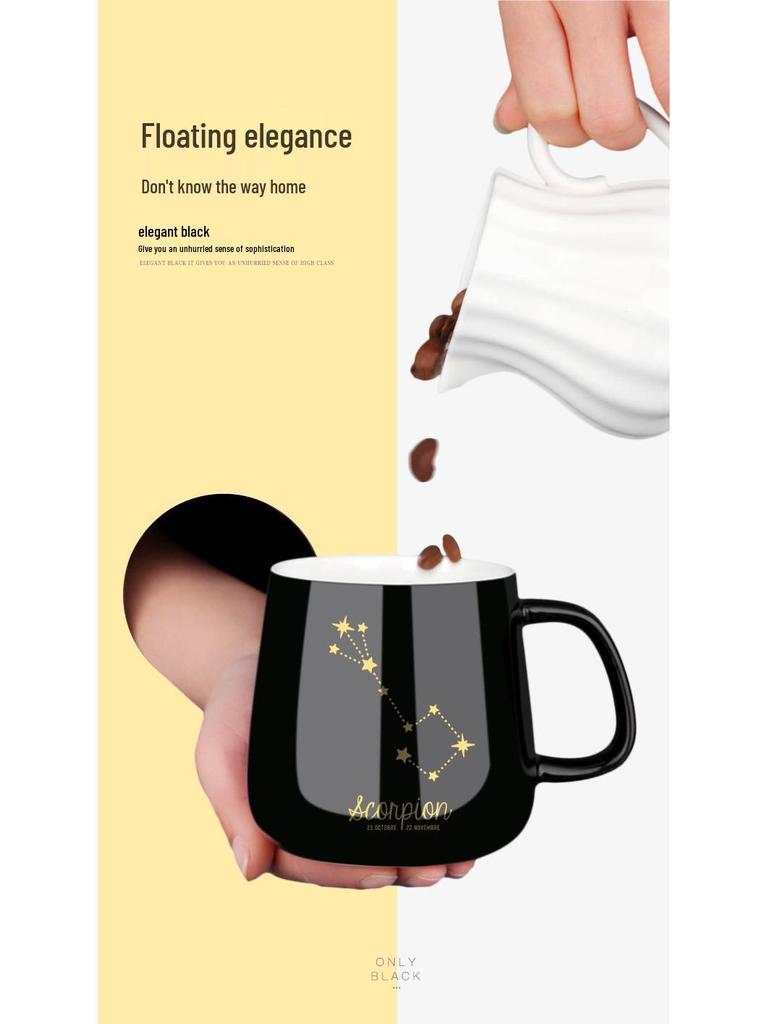 Spersonalizowany ceramiczny kubek do kawy z pokrywką i łyżeczką - Świąteczny wzór dla par