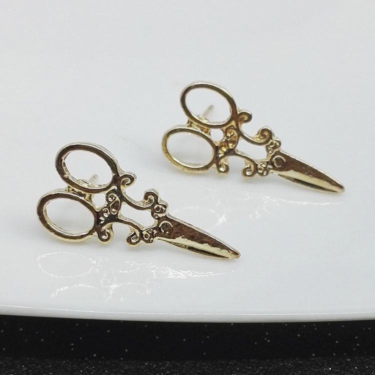 Adjustable Korean Small Cute Scissors Earrings for Girls