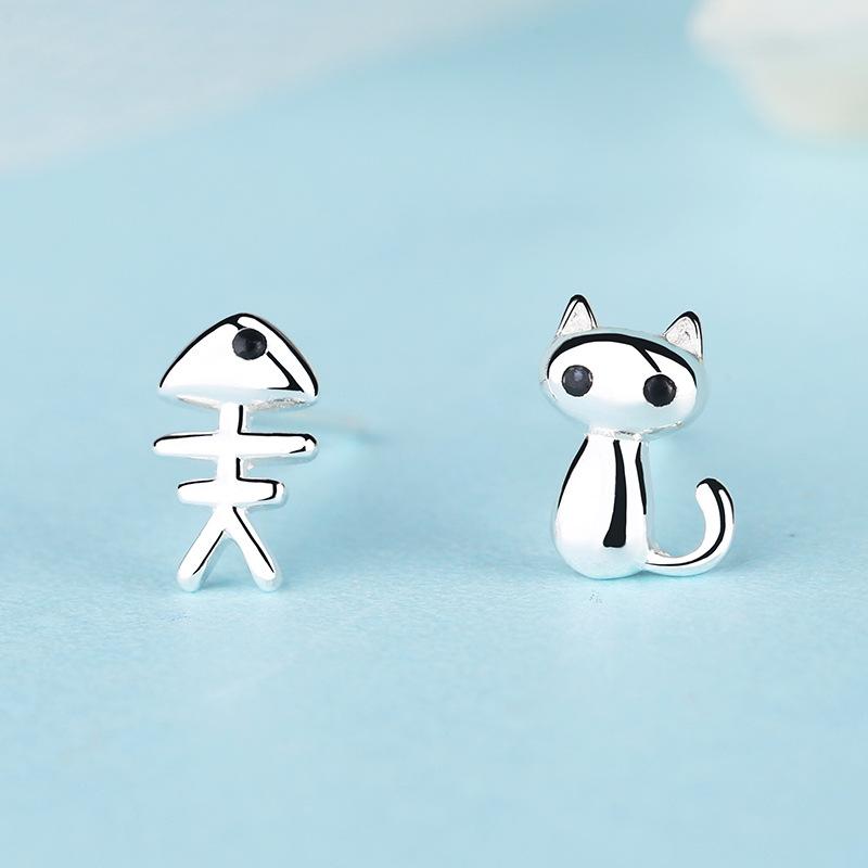 Cute Cat And Fish Asymmetric Stud Earrings Creative Simple Temperament Jewelry For Women Fashion Accessories