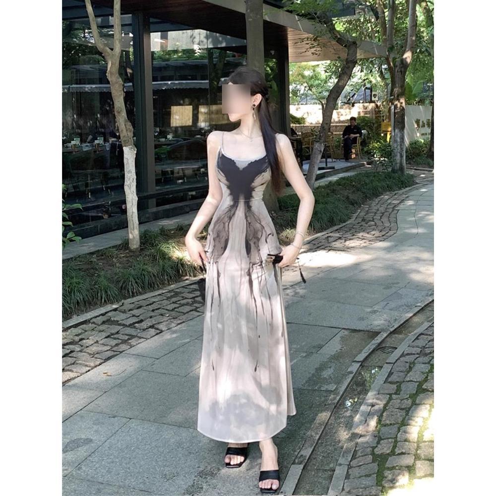 New Chinese ink printing suspender dress for women's summer new foreign style beautiful and unique French temperament long skirt