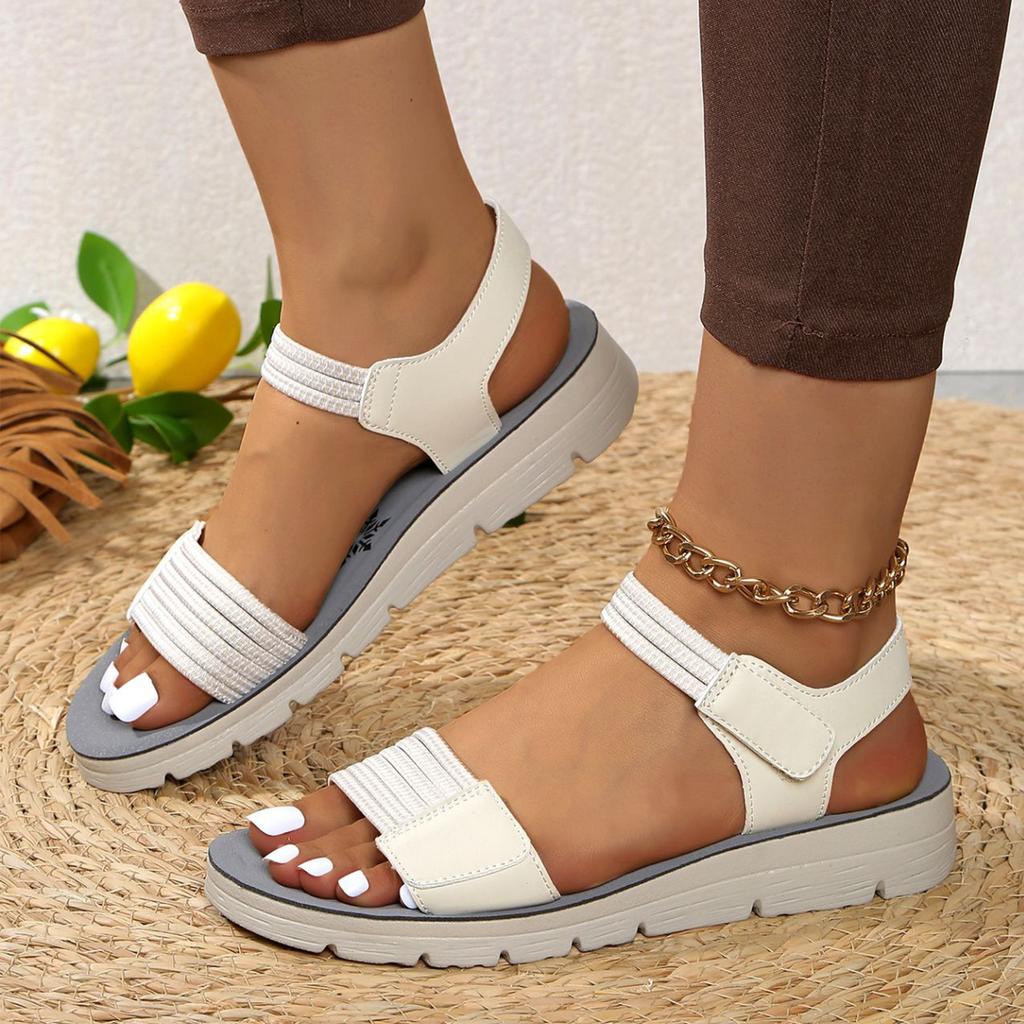 Women's Bohemian Style Printed Flat Sandals Adjustable Straps Lightweight Sole Comfortable Footwear for Casual Wear