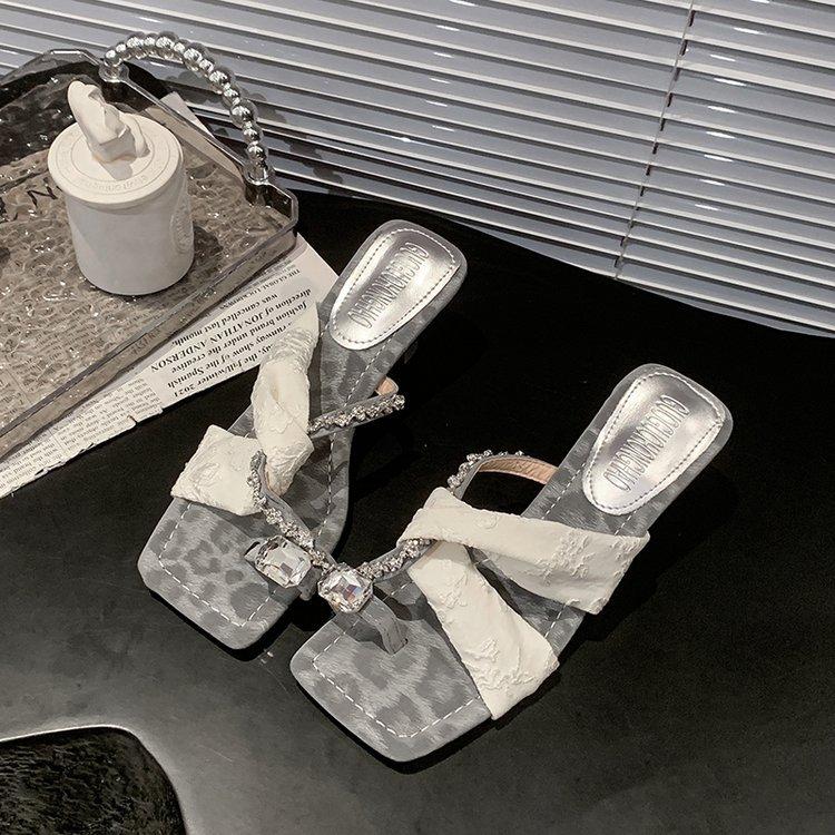 

[youshilai] French square head open-toed cool slippers women s 2025 new temperament with thick-heeled sandals 40