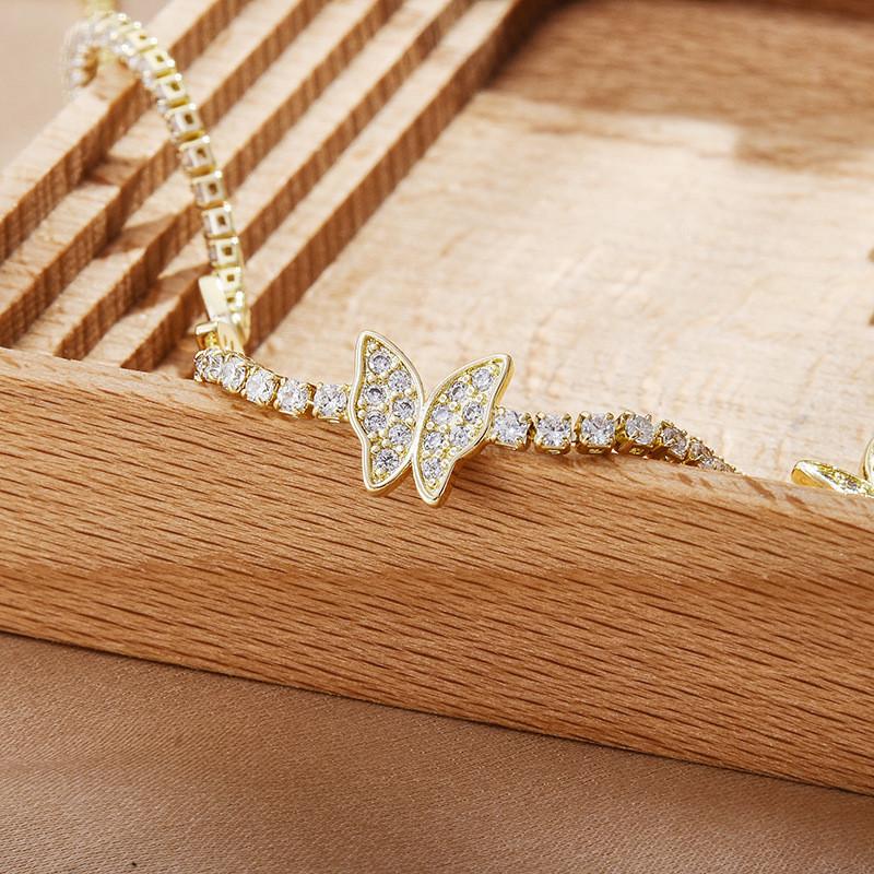 Stylish Minimalist Butterfly Collar Necklace In Titanium Steel For Modern Women And Men Perfect For Gifts And Special Events