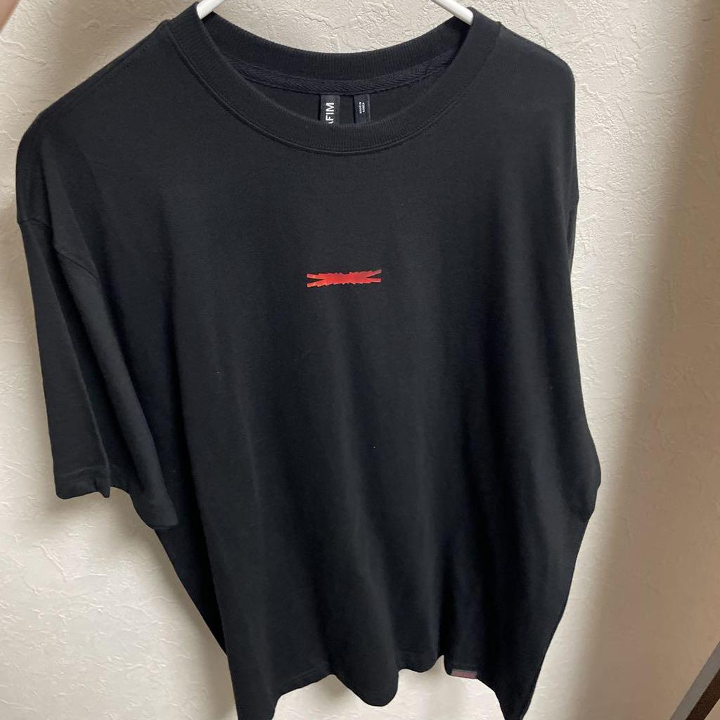 [USED] LE ESSENTIEL black T-shirt with tags