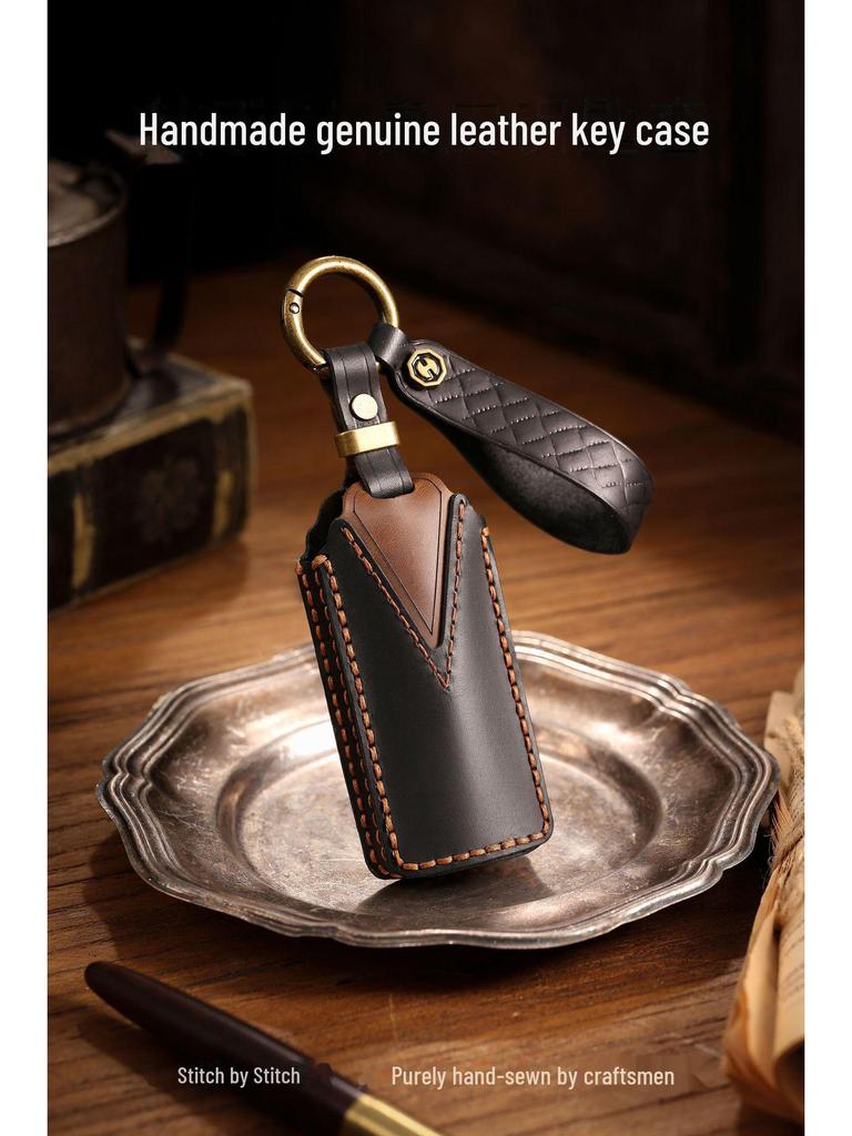 Genuine Leather Retro Key Cover for GAC Trumpchi GS4, New M8, and GS7 Cars