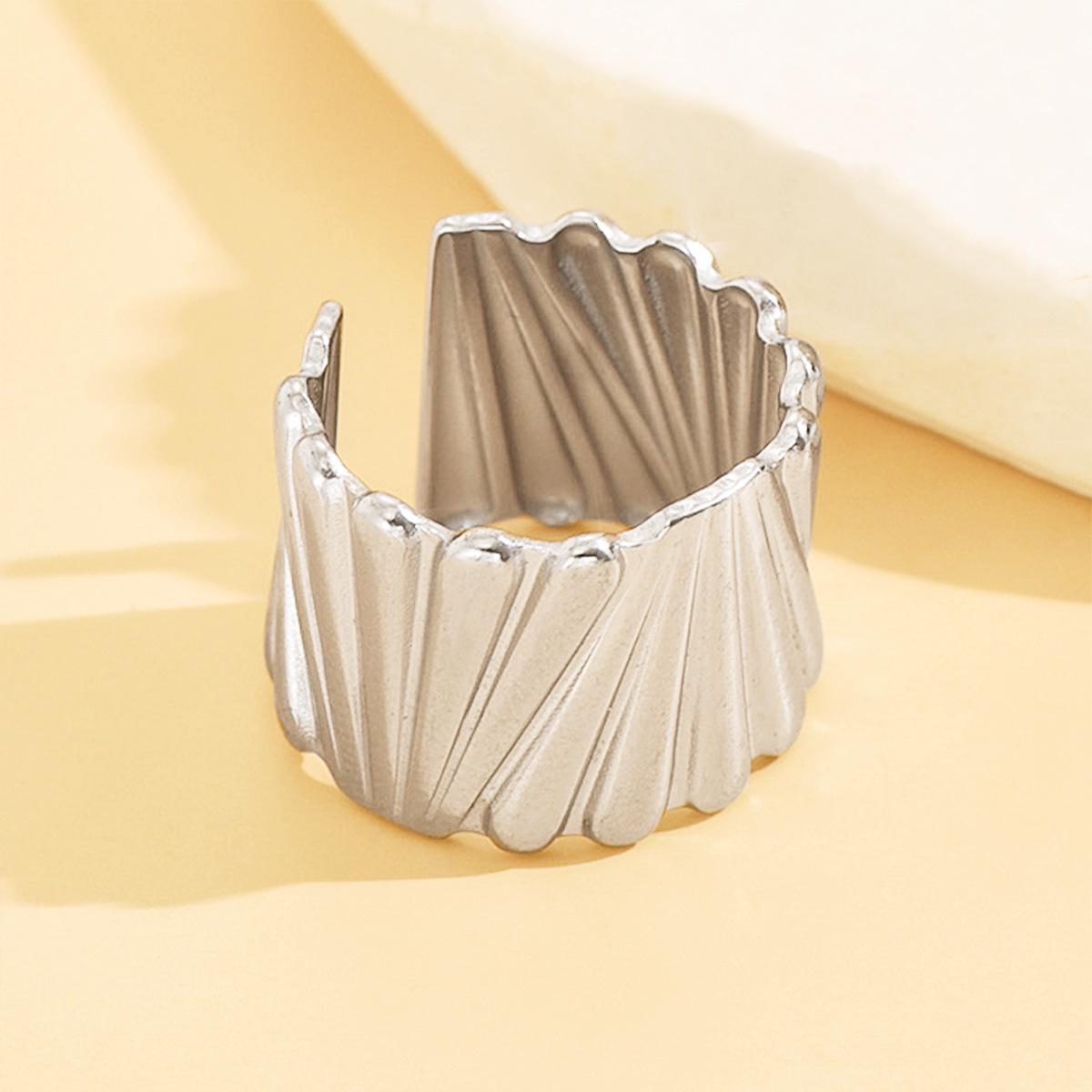 Stylish Geometric Irregular Stainless Steel Finger Ring - Artful Drum Shape Design