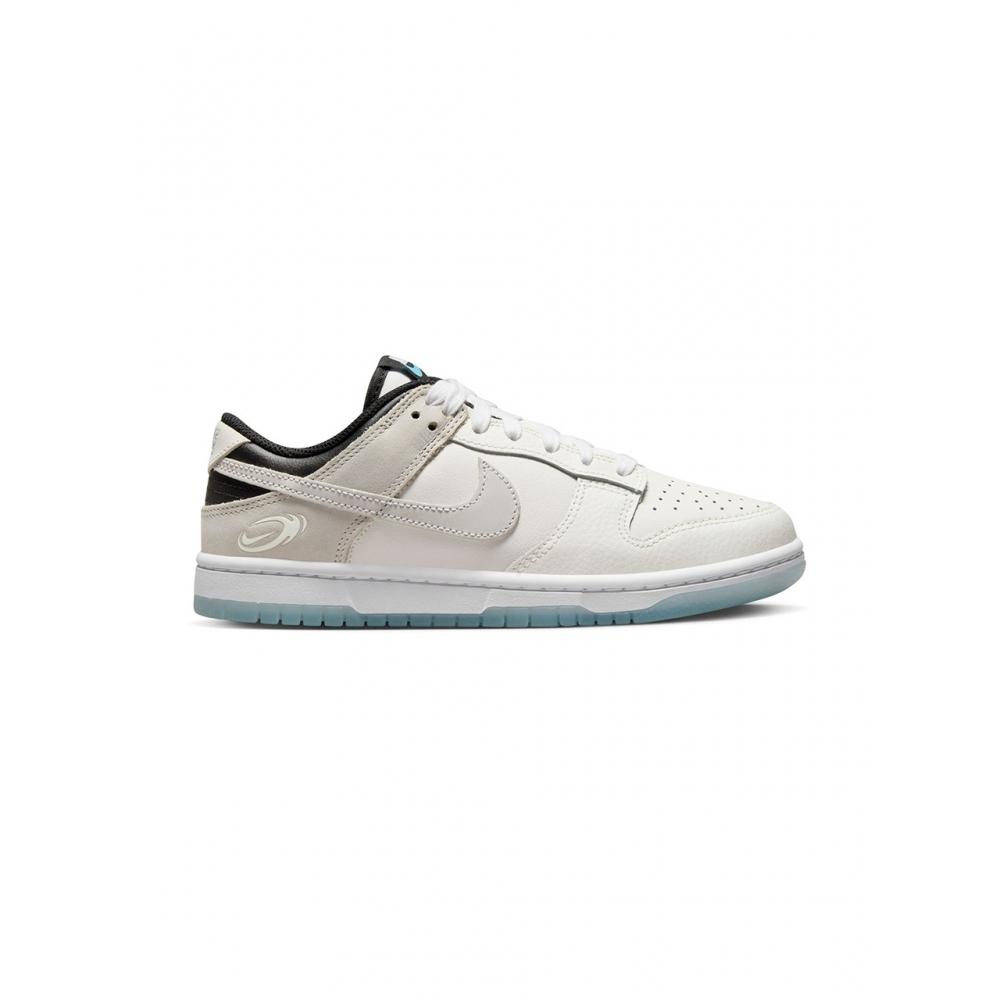 

NIKE W NIKE DUNK LOW SE