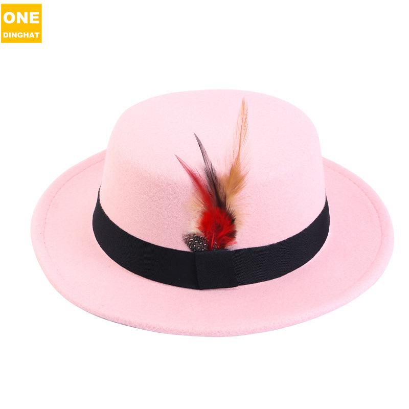 Men'S And Women'S Woolen Wool Flat Top Top Top Hat Retro Chicken Feather Jazz Hat Gentleman'S Hat Jdl-008A