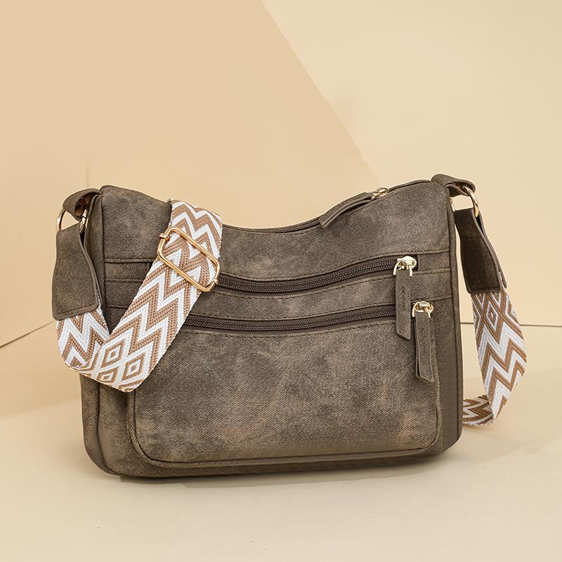 Women's Shoulder Bag Solid Color Vintage Shoulder Bag Large Capacity Commuter Crossbody Bag