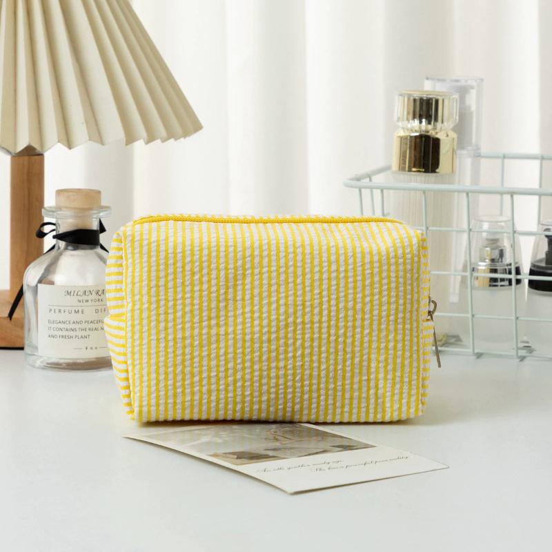 Women Large Capacity Toiletry Bag Embroidered Striped Travel Cosmetic Storage Bag And Makeup Bag Seersucker Portable Handbag Storage