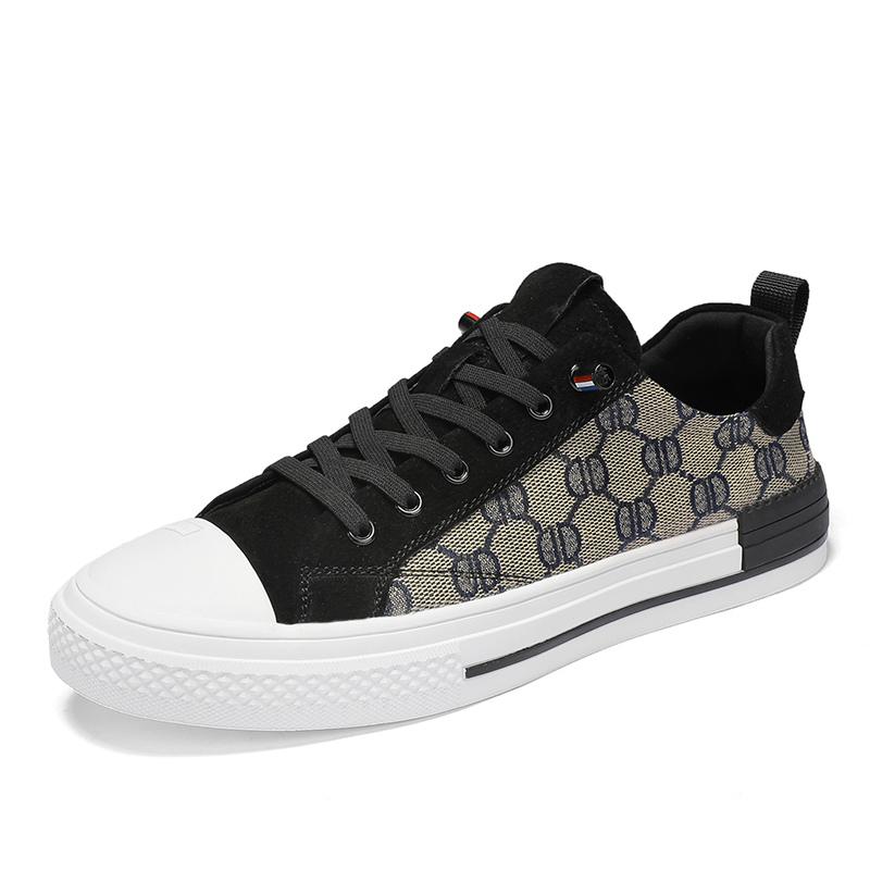 Hot Sale Men Canvas Shoes Breathable Canvas Sneakers Men Vulcanized Shoes Lightweight Casual Shoes Men Loafers Flats Espadrilles