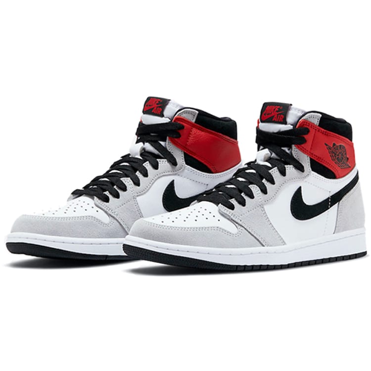 Jordan 1 Retro High Light Rauchgrau 555088-126