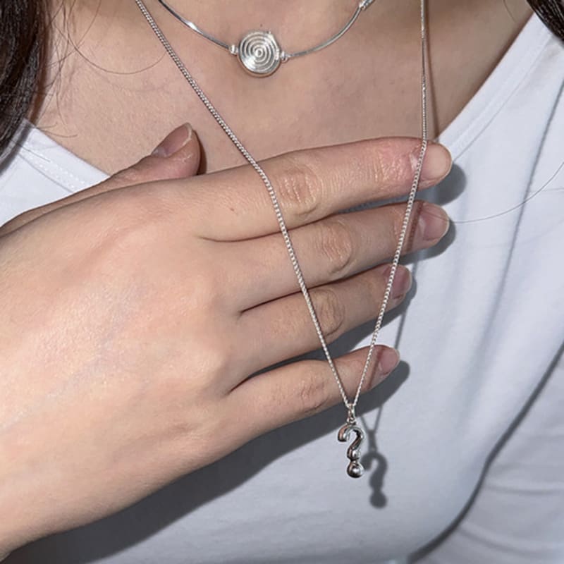 

Easy Thingz Question mark Pendant Necklace 60cm