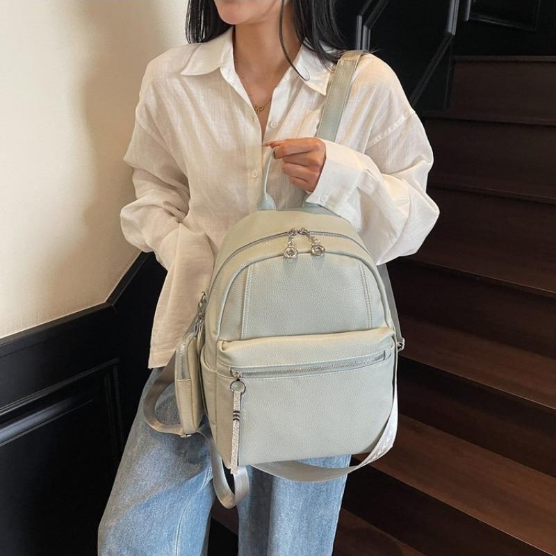 Large-capacity commuter women's bag spring and summer new trendy backpack simple fashion lightweight travel backpack