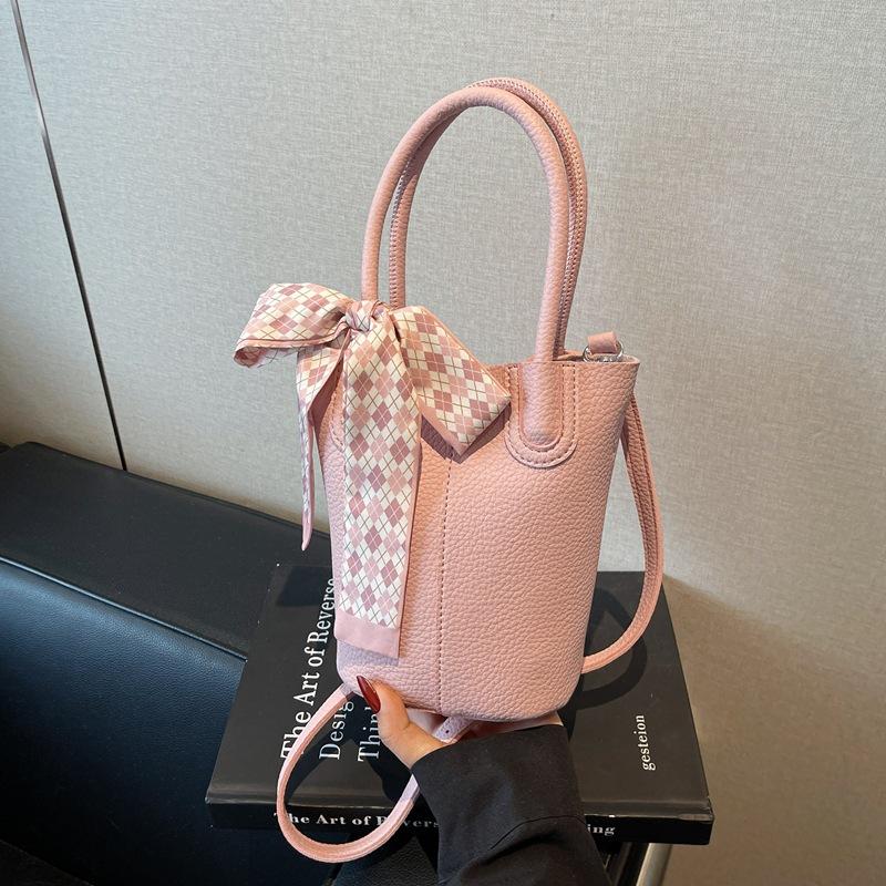 The Popular Small Bag for Women In Summer Are Crossbody Bag and Hand-held Bucket Bag