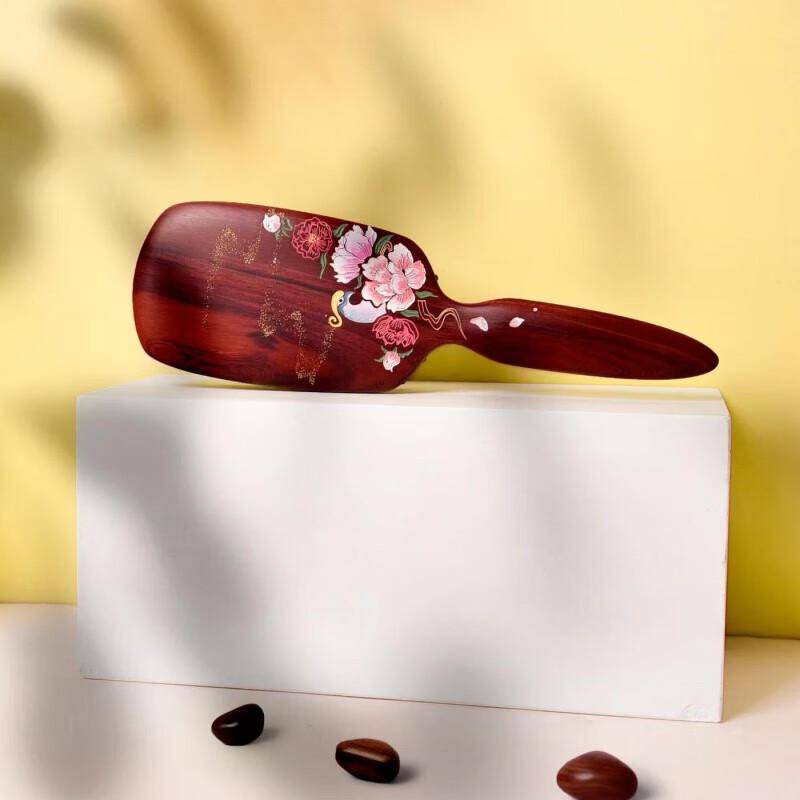Tan Mujiang Qingyu Air Cushion Sandalwood Comb Gift Set