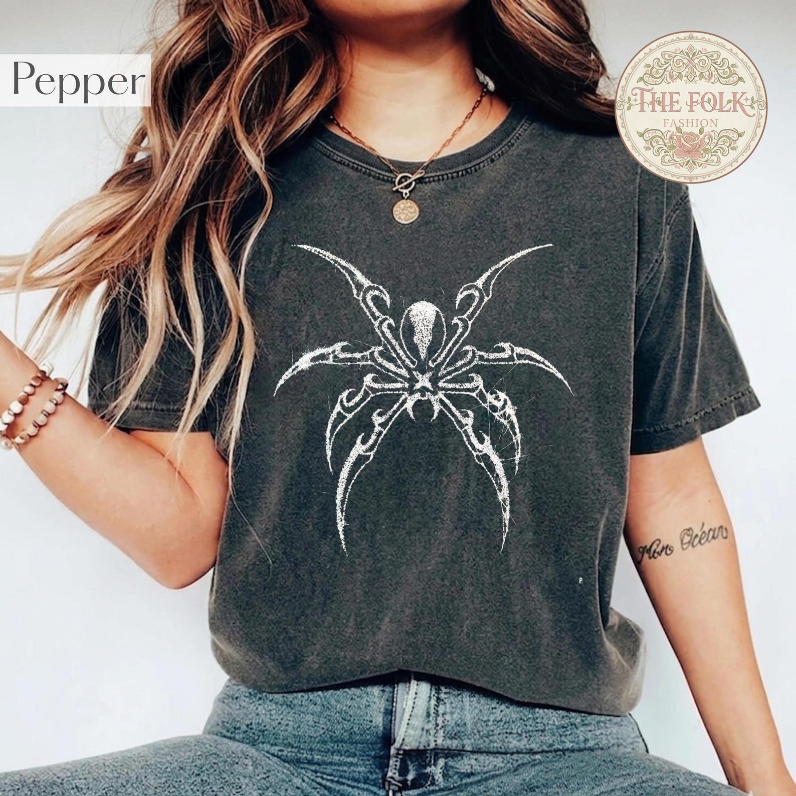 Y2K Spider Shirt, Cyber Goth Tee, Grunge Streetwear T-shirt, Neo Tribal Spider Shirt, Punk Gothic Tee, Vintage Spider T Shirt XL