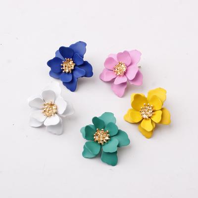 Korean Flower Stud Earrings For Women New Sweet Spray Paint Flowers Earring Wedding Party Engagement Jewelry Gifts
