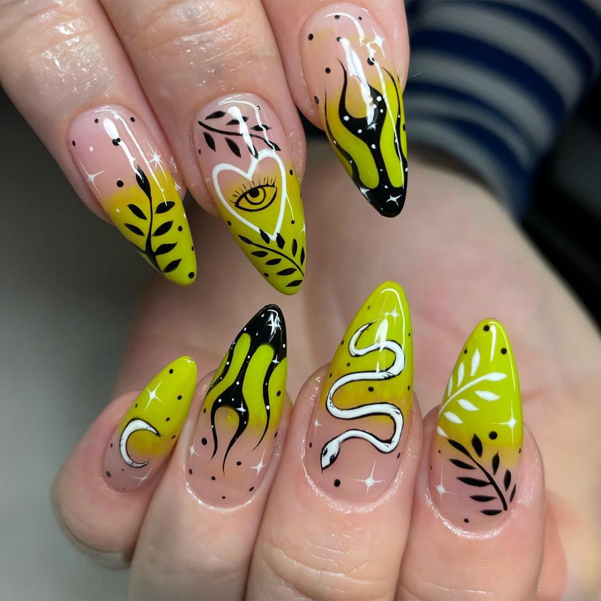 

Green Personality Print French False Nails - Wearable Nail Art Stickers