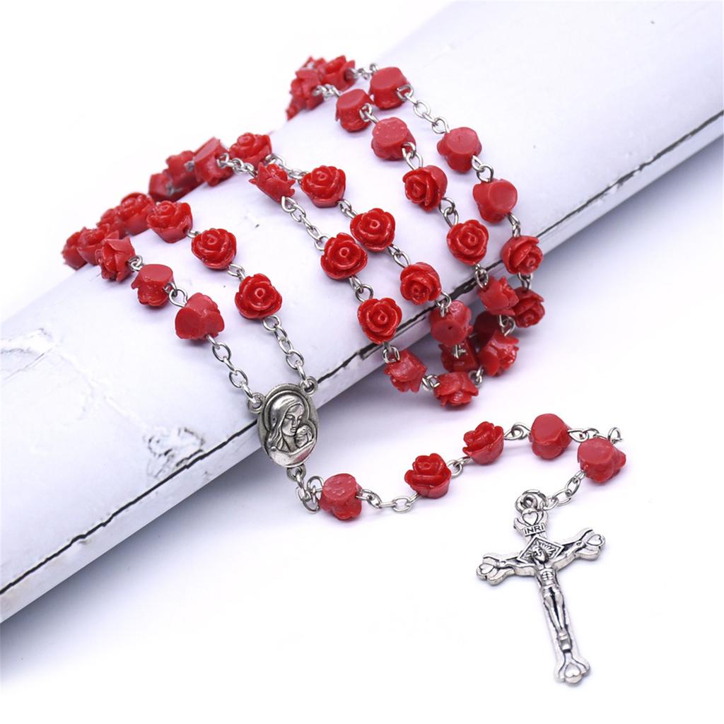 Elegant Rose Flower Beads Rosary Necklace with Detailed Crosses Pendant for Prayer Religious Neckchain and Everyday Wear