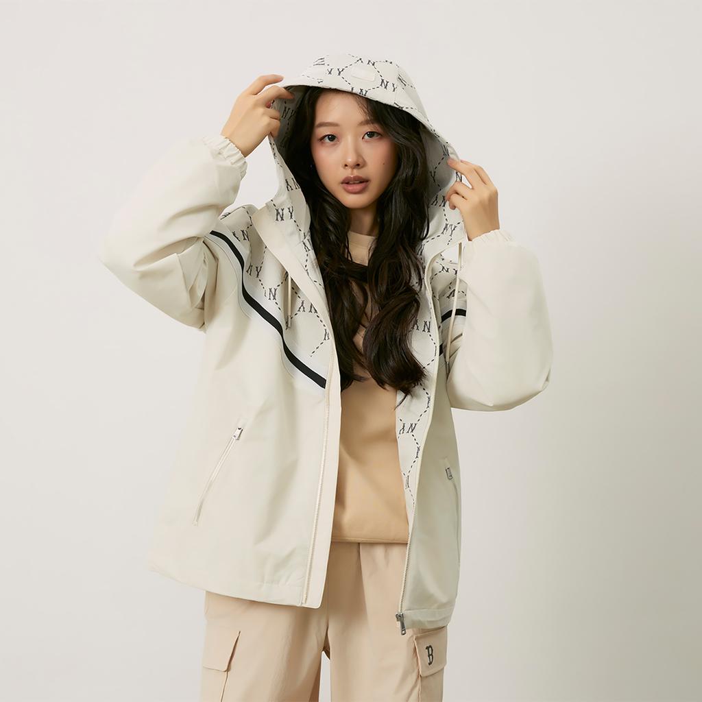 New MLB MONOGRAM Collection New York Yankees 24FW Windproof Jacket Unisex Dark Cream 3AWJM0144-50CRD