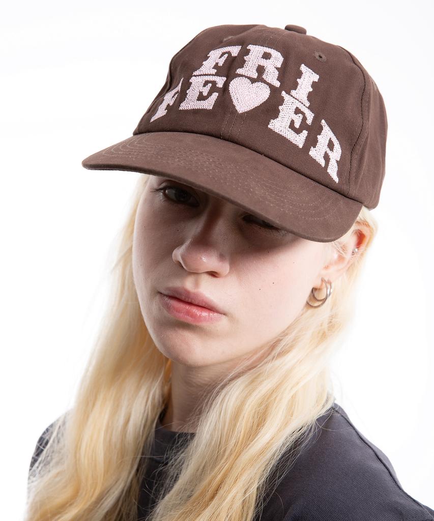 Peulaideihasdogeu Fever Cap Brown