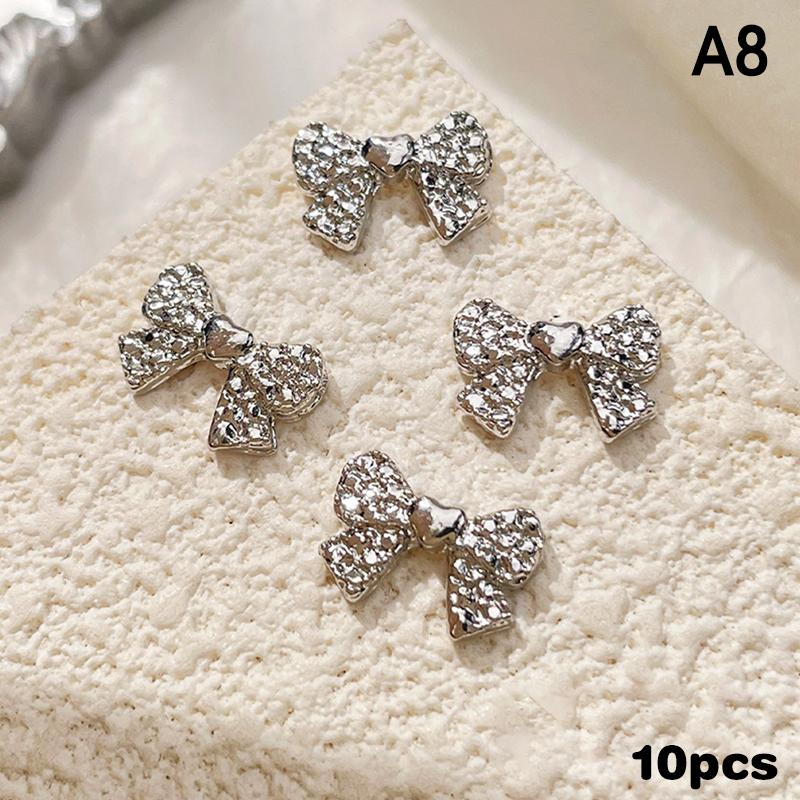 10ks 3D Butterfly Alloy nail Charms Designové šperky s motýlkem Luxusní zlaté stříbrné duté nail art dekorace příslušenství