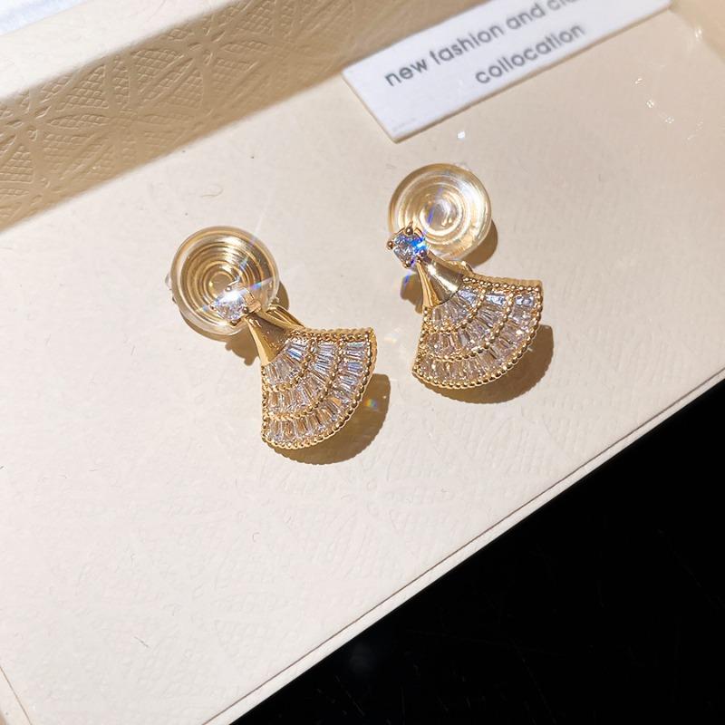 K Real Gold Electroplated Silver Needle Zircon Fan Stud Earrings, Earrings, Casual Simple Temperament Earrings, Light Luxury Niche Earrings.