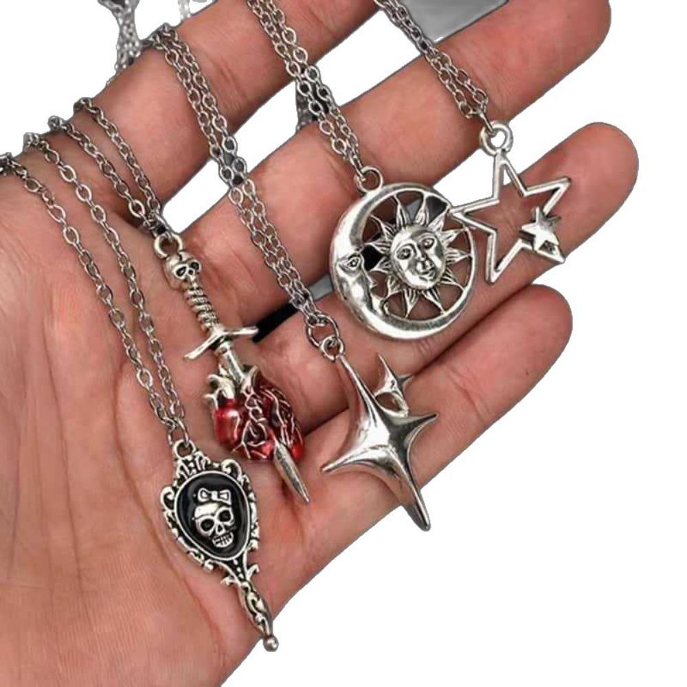 5er Set Gothic Punk Stern Mond Sonne Herz Totenkopf Schwert Herz Anhänger Halskette für Männer Frauen Freunde Halloween Schmucksets Geschenke