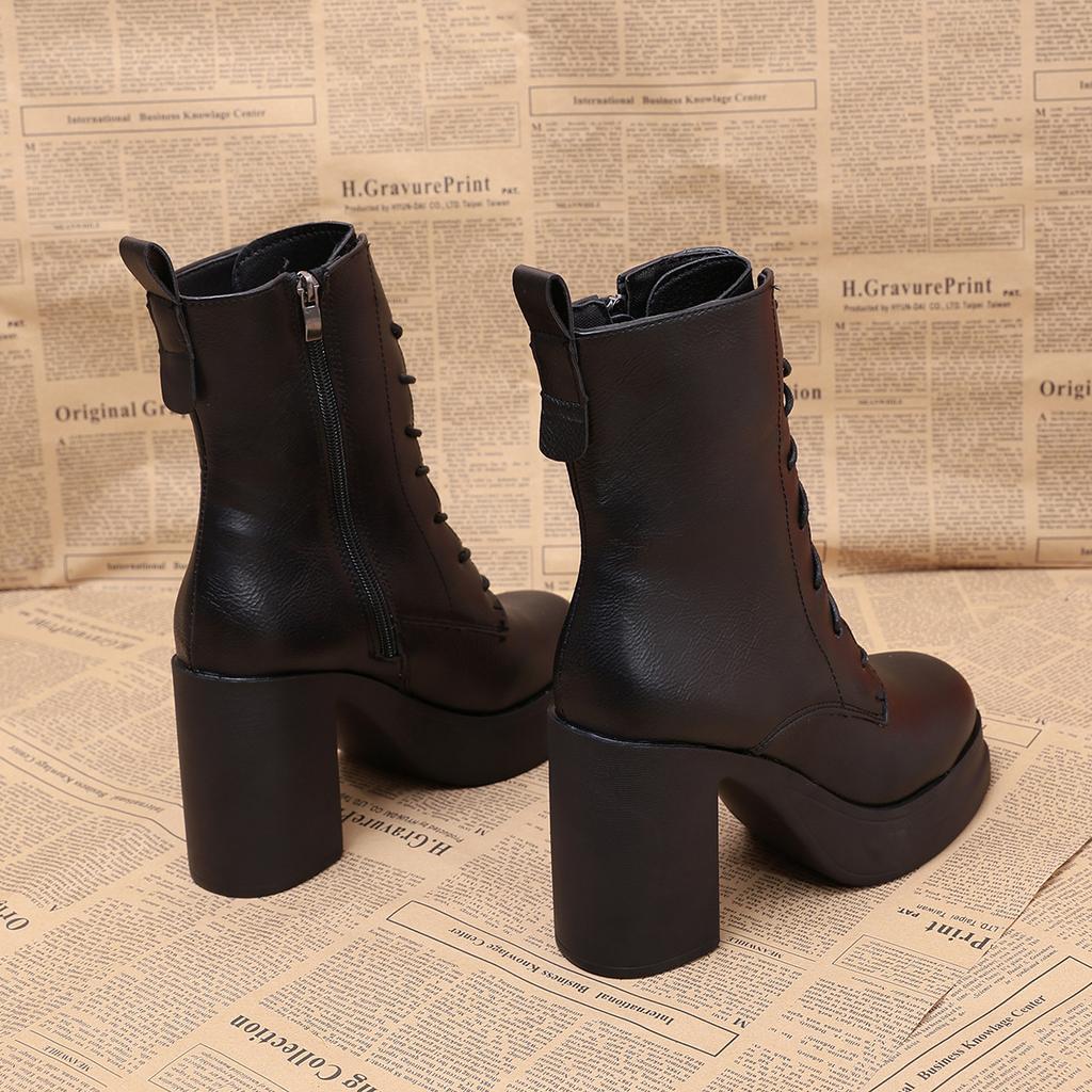 2025 Winter New Slimming Retro High-heeled Fashion Boots Women's Plus Size Thick Heel Side Zipper British Style Booties