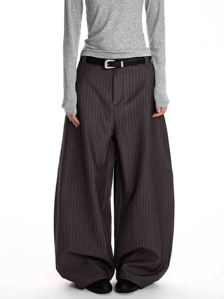 Unisex-Retro-Streifenhose mit geradem Bein und Drapierungsdesign