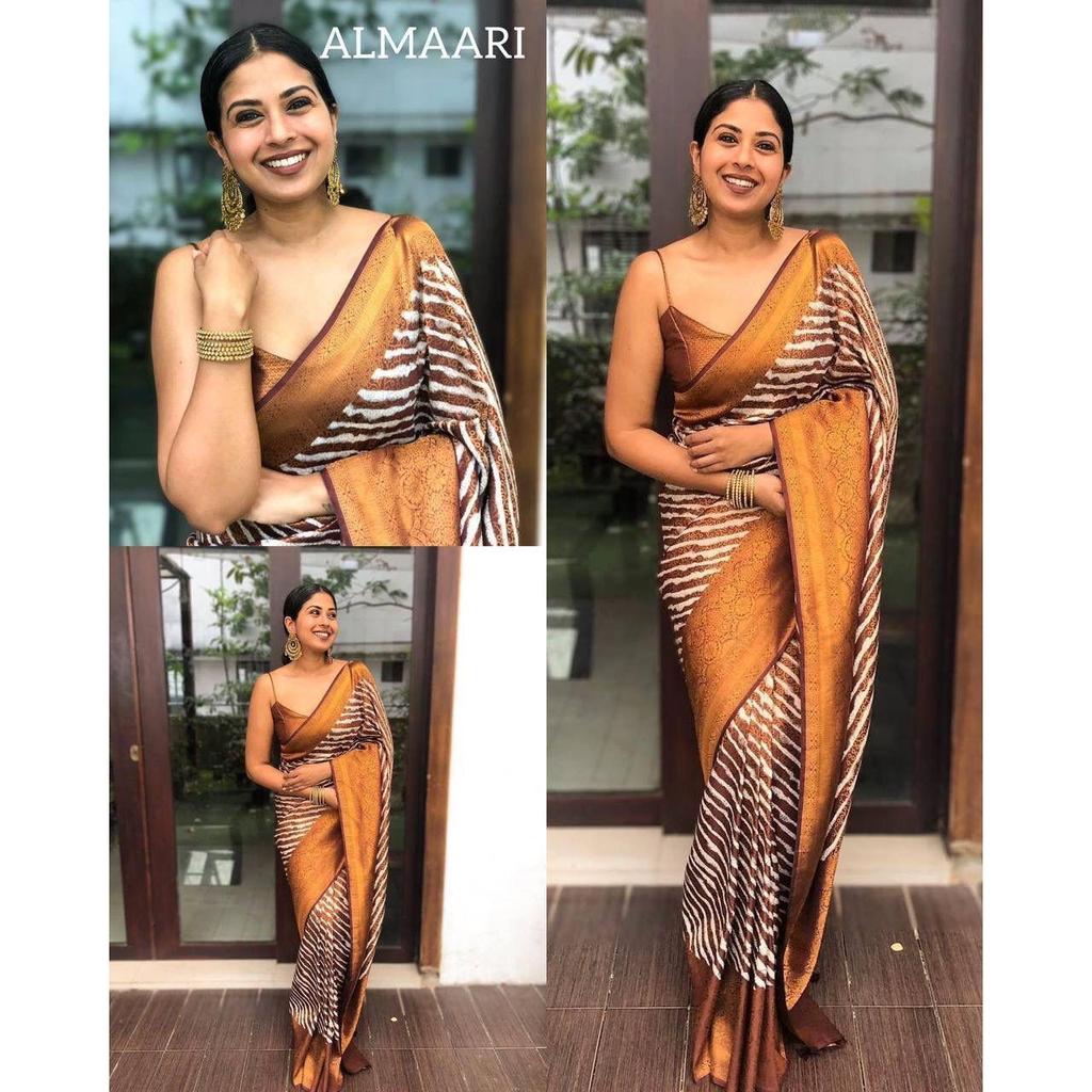 Toto krásné sárí je elegantně zdobeno nádhernou žakárovou vazbou, která dodává outfitu dokonalý vzhled.