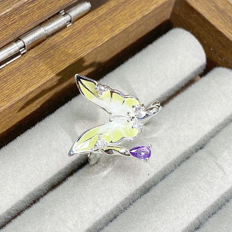 Kühles Gefühl Gelbe Emaille Tropfendes Öl Eingelegte Zirkonia Schmetterling Öffnungsring Leichter Luxus Hohes Gefühl Nische Gestapelter Ring Frau