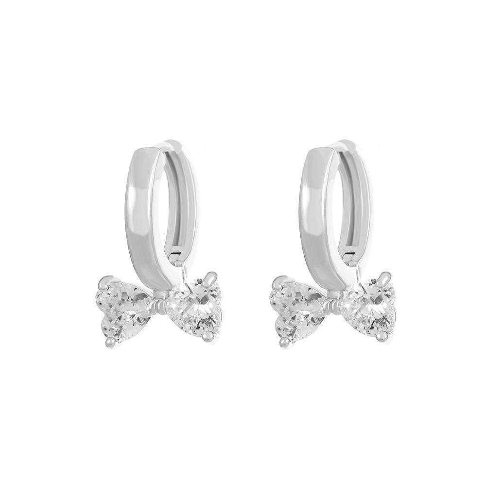 European & American Minimalist Zircon Flower Earrings with Heart Ear Cuffs - Stylish Niche Design for Women