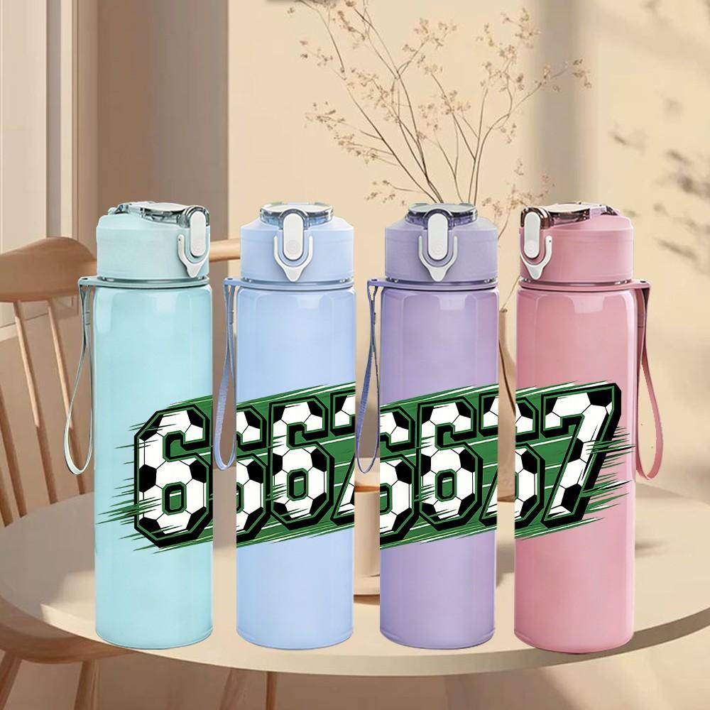 1PC 67 Retro Graffiti Number Print 750ml Color Plastic Sports Water Bottle Leakproof Flip Straw Lid Suitable for Sports Office Home Use