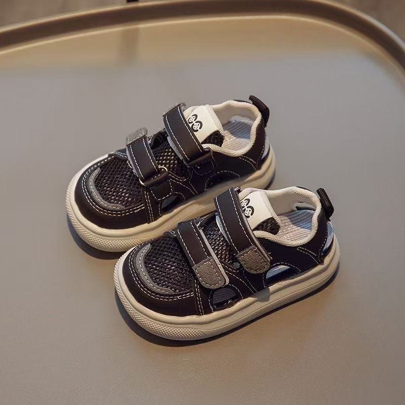 New Summer Children's Sandals Ultra-light Closed Toe Children's Shoes Boys Soft Sole Versatile Baby Shoes Girls Shoes