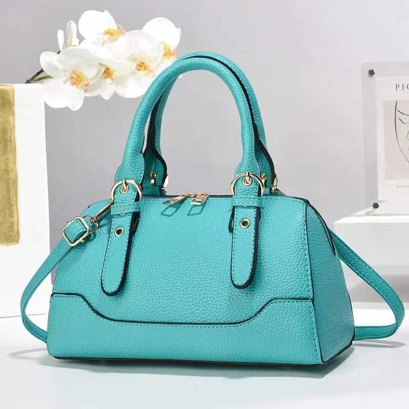 Stylish Large Capacity Patchwork Handbag Versatile For Daily Use With Chic Design