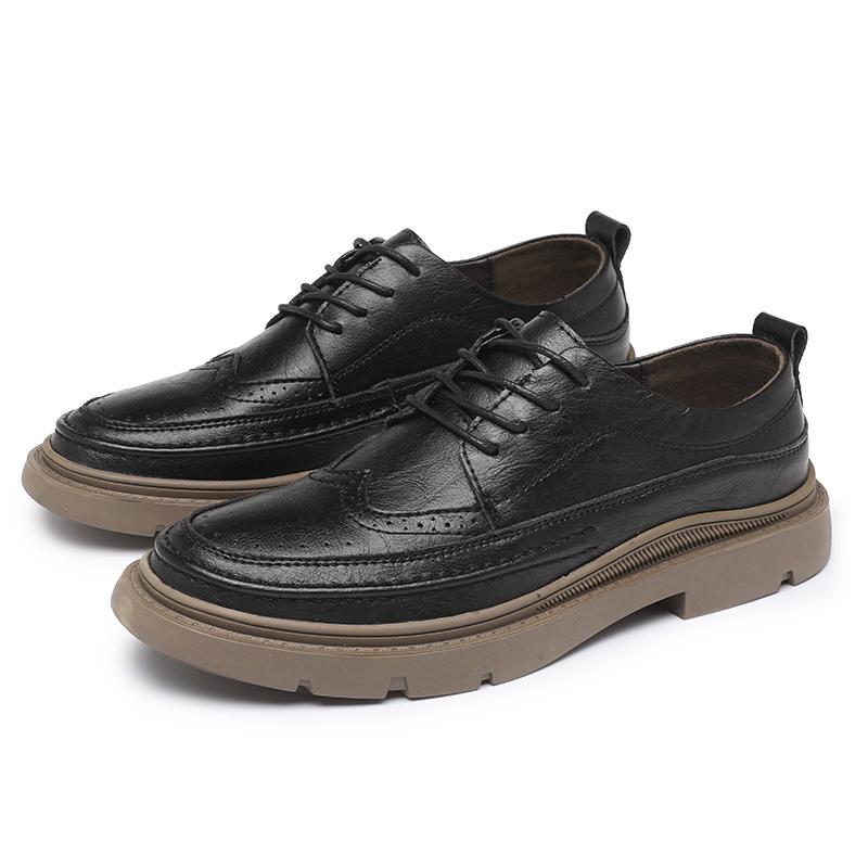 Håndlagde Brogues-stil ekte skinn herresko Komfortable uformelle skinnsko Mokkasiner Man Flats Sko