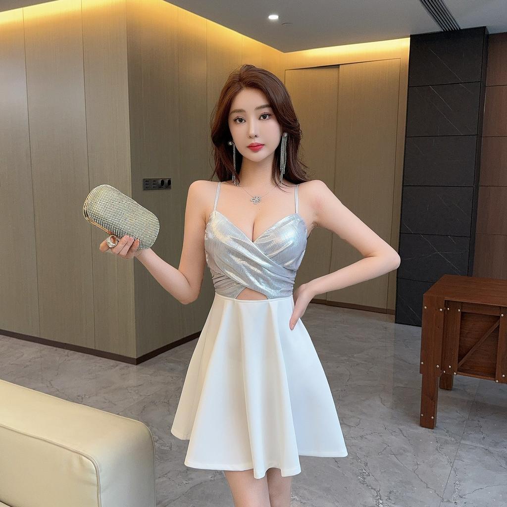 V-neck Sexy Low-cut Waist Pendulum Suspender Dress Slim-fitting Pure Desire Club Massage Foot Bath A-word Short Skirt