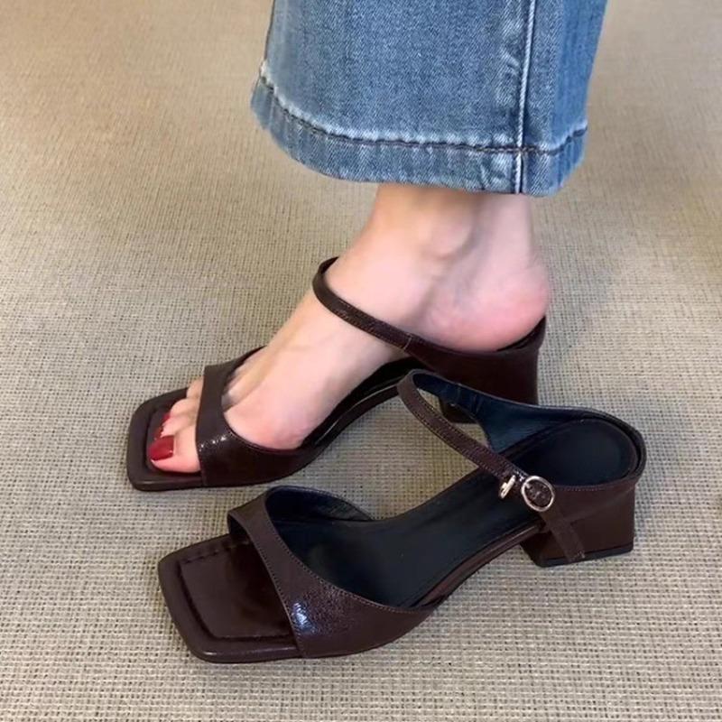 Fashion Wide Simple Flip Slippers 2025 Summer New Lightweight Women's Soft Outside Wear Cool Mopping White French Versatile